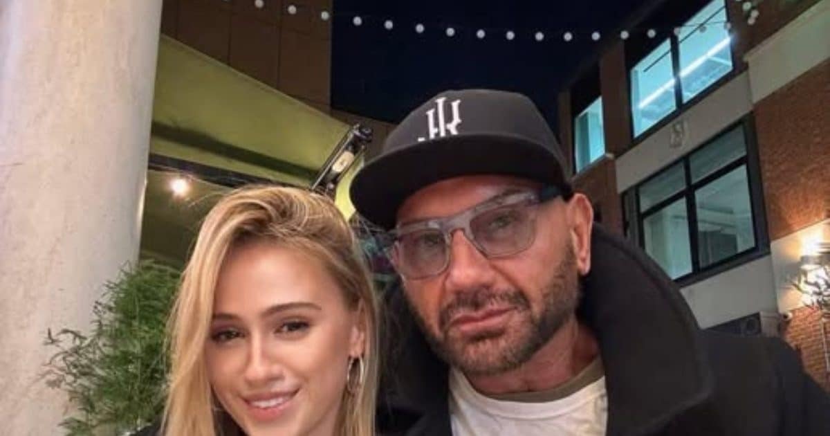 WWE Star Batista New Girlfriend Maria Bakalova Net Worth – Miligy from the new girlfriend of Wrestling Star Batista, 29 -year -old Hasina’s net worth is $ 1 million